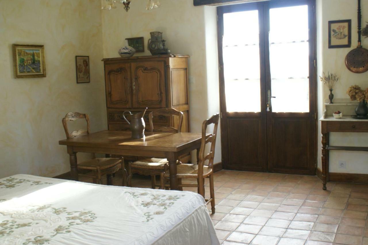 Chambre D'Hotes La Chenaie Venasque Exterior foto